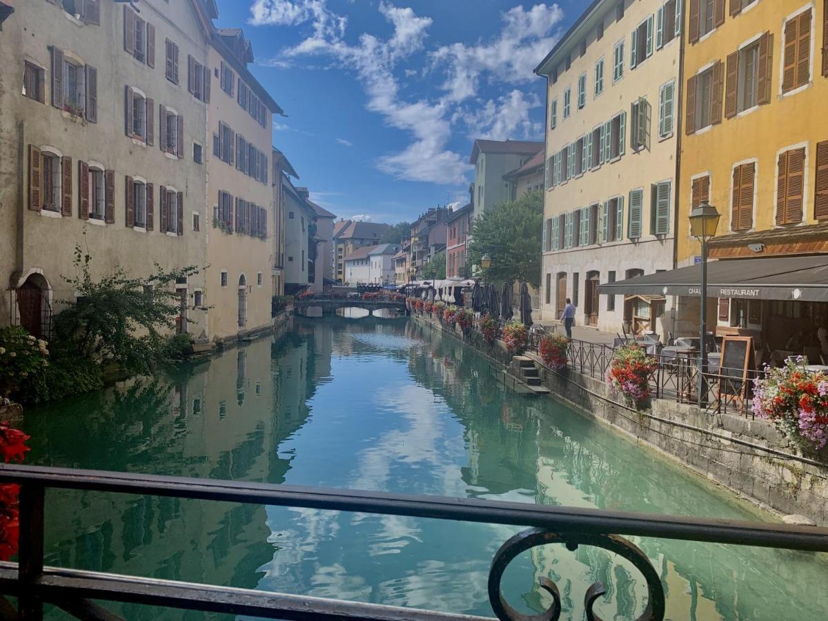 Atypique Sous Chateau Vieille Ville Annecy Dış mekan fotoğraf